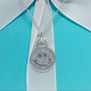 Return To Tiffany Co Smiley Face Charm 